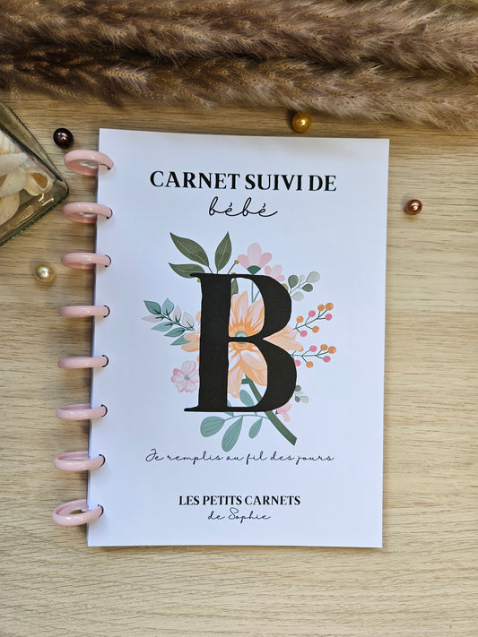 Carnet suivi de bébé - lettre personnalisable
